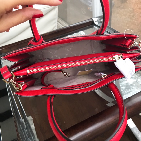 π MICHAEL KORS MERCER BRIGHT RUBY MEDIUM TOTE! - Picture 8 of 9